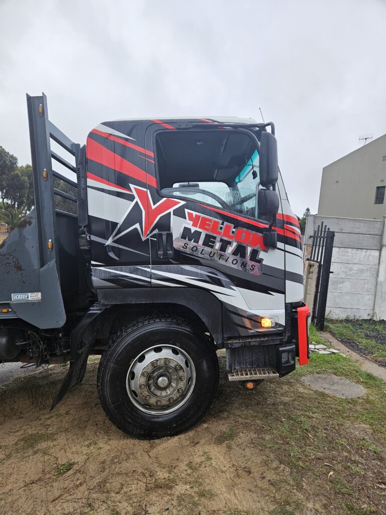 Yellow Metal Isuzu FSV Tuck 